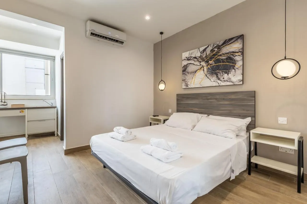 Studio 42 With Kitchenette At The New Olo Living Saint Julian's Guest house