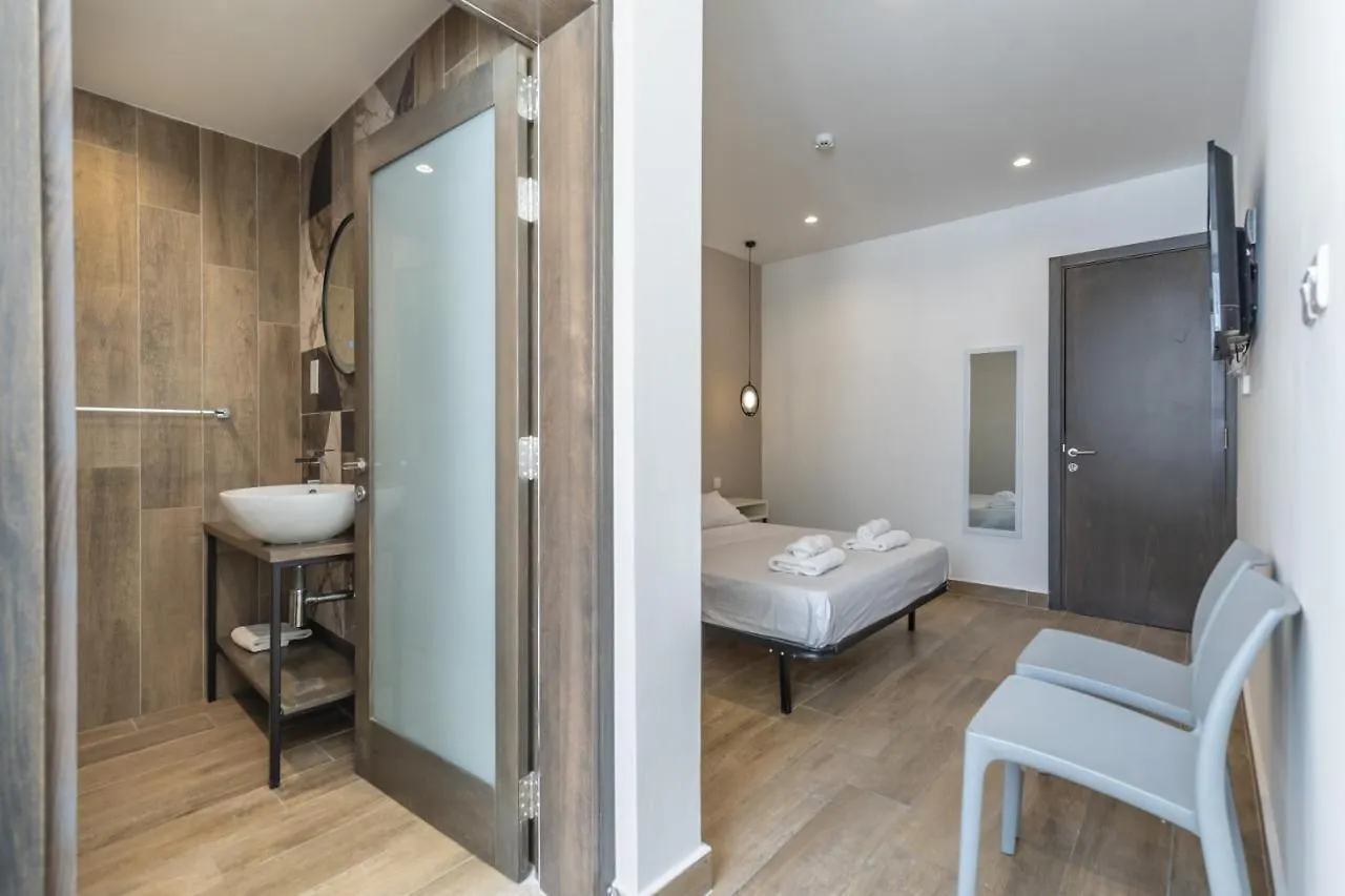 Studio 42 With Kitchenette At The New Olo Living Saint Julian's Guest house